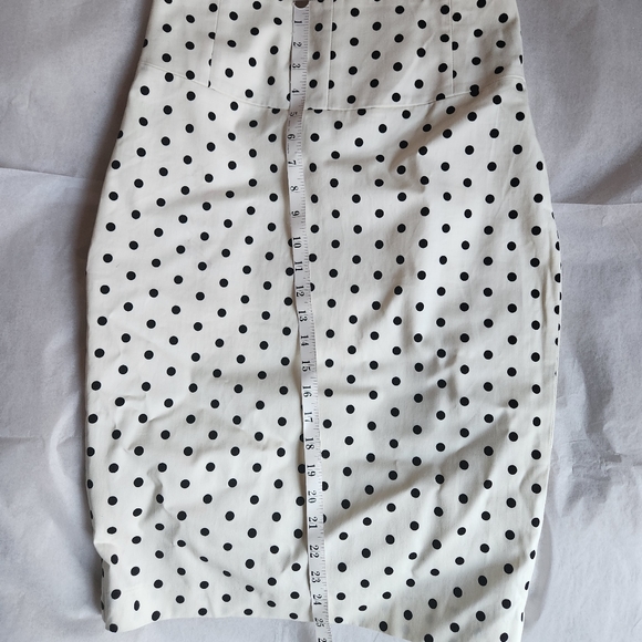 Express  Polka-dot Pencil Skirt off white black dots size 6 NWT - Picture 7 of 15